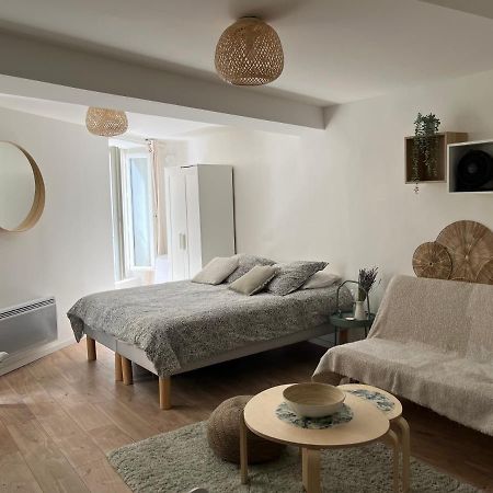 Studio Hyeres -Rue Pietonne Climatisation Lit 160 Tout Equipe - Sabrina 외부 사진