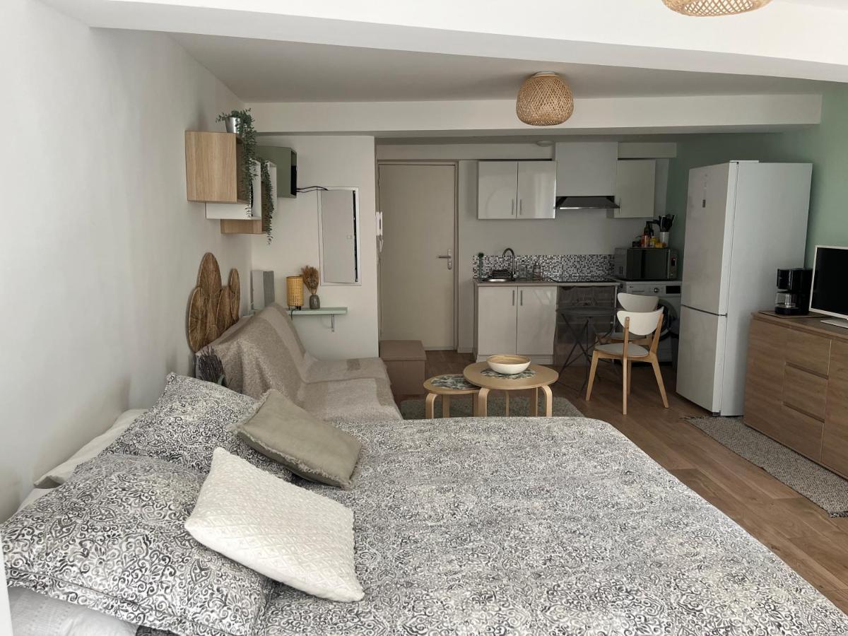 Studio Hyeres -Rue Pietonne Climatisation Lit 160 Tout Equipe - Sabrina 외부 사진